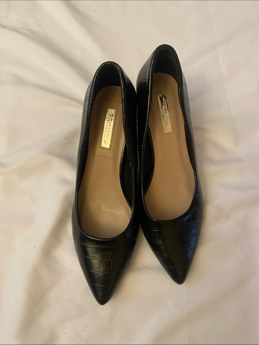 Black Croc-Embossed Pointed Flats